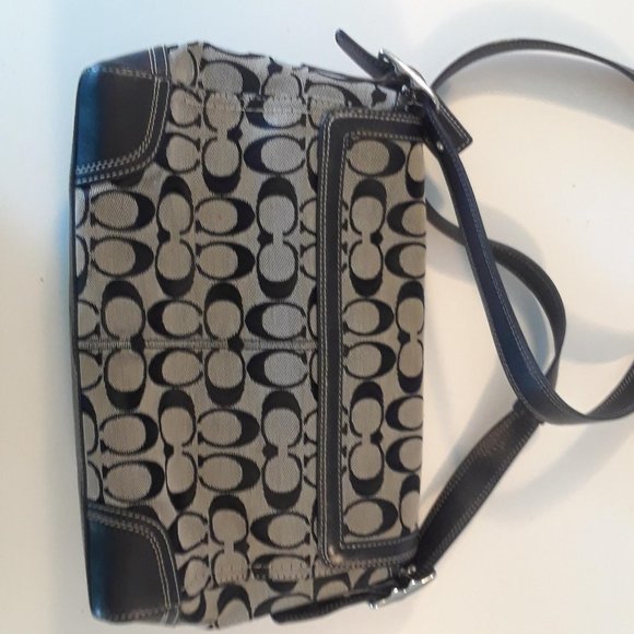 Coach Crossbody Bag - Picture 2 of 4